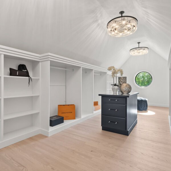 Walk-In Closets